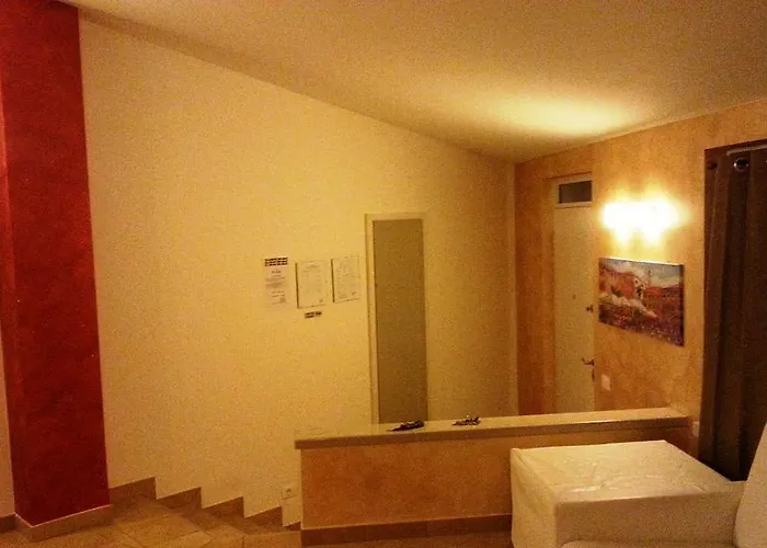 Elison Apartament *