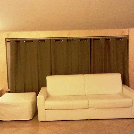 Elison Apartamento *