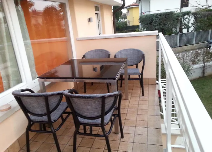 Lägenhet Elison Lazise